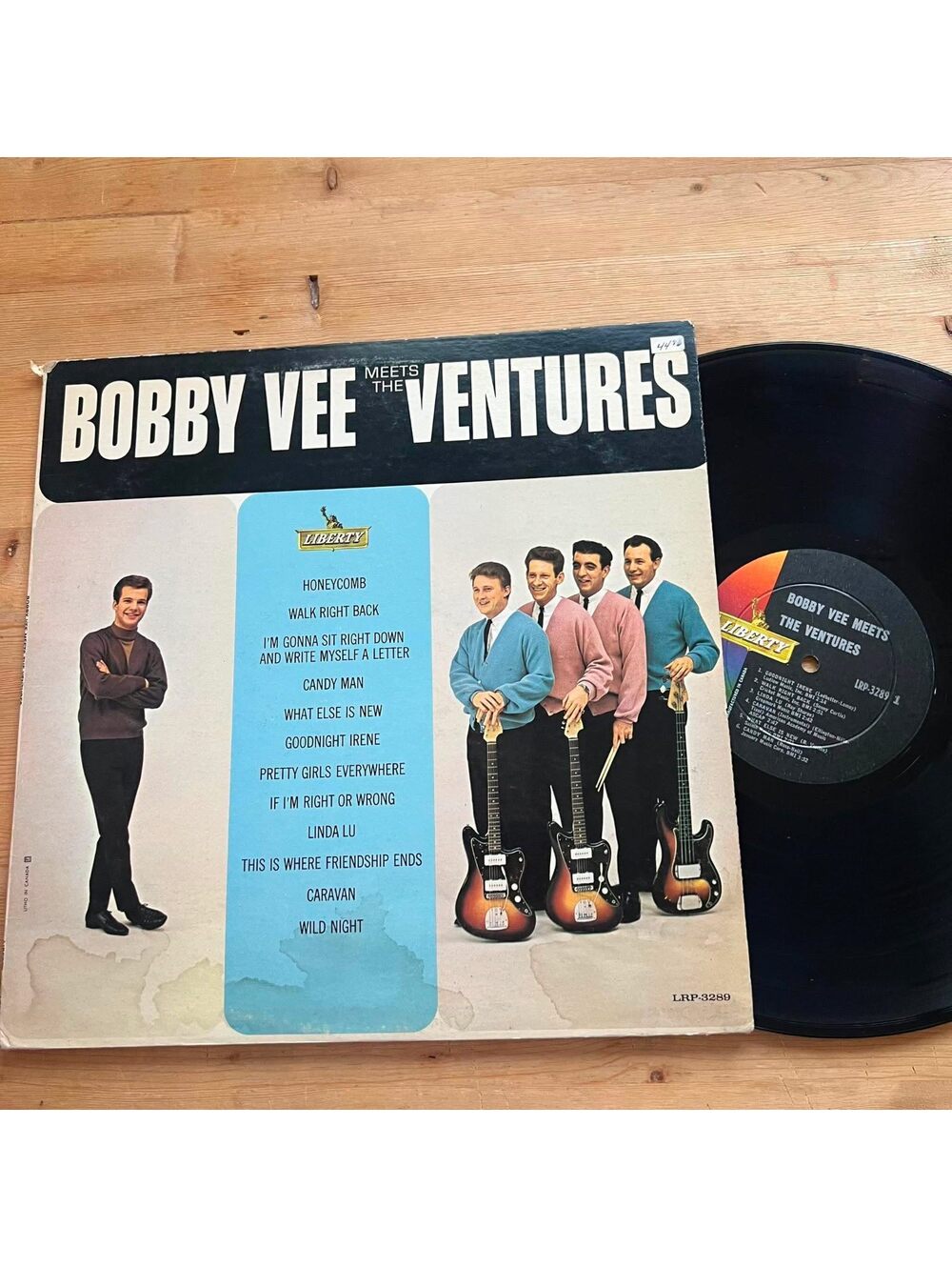Bobby Vee/The Ventures - Bobby Vee meets The Ventures 33rpm VG+ VR29